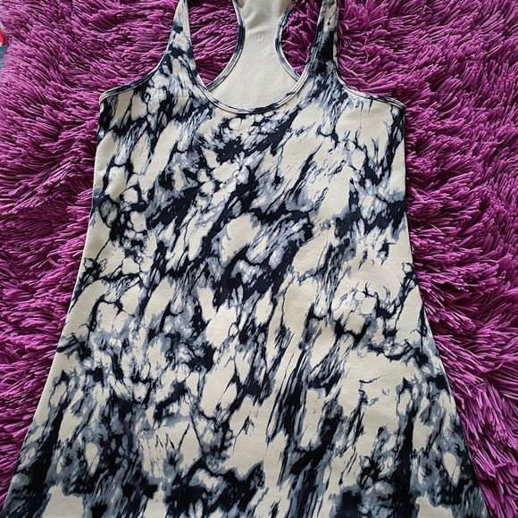 LULULEMON RACERBACK TANK - Picture 4 of 4